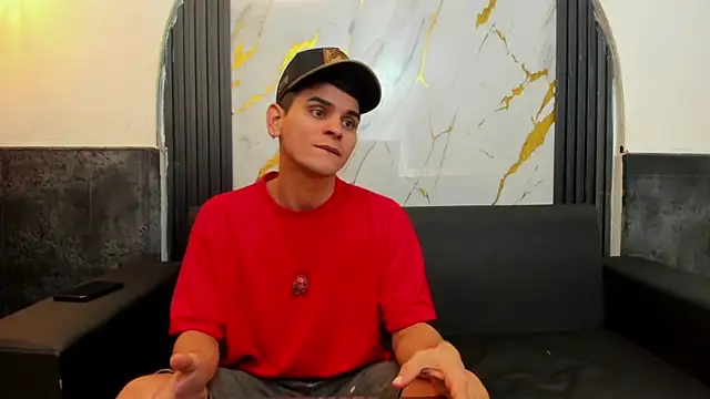 Snapshot of liam_coleman25 chatting on 01-11-26, 05:23 liam coleman25 online show from 01-11-26, 05:23