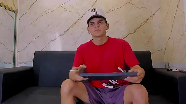 Snapshot of liam_coleman25 chatting on 01-15-26, 05:12 liam coleman25 online show from 01-15-26, 05:12