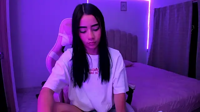 Snapshot of ISABELFORYOU1 chatting on 10-06-25, 12:30 ISABELFORYOU1 online show from 10-06-25, 12:30