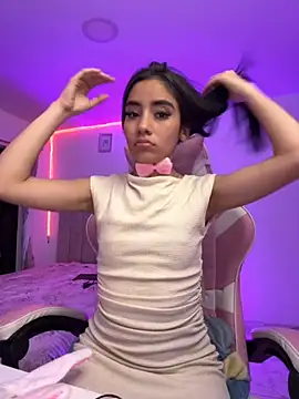 Snapshot of ISABELFORYOU1 chatting on 10-17-25, 03:10 ISABELFORYOU1 online show from 10-17-25, 03:10