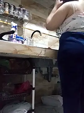 lily sx online show from 04-14-26, 08:04