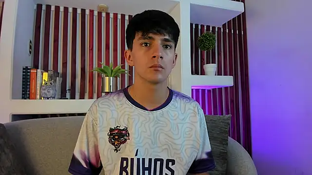 Snapshot of Axel_Draven chatting on 11-21-25, 11:31 Axel Draven online show from 11-21-25, 11:31