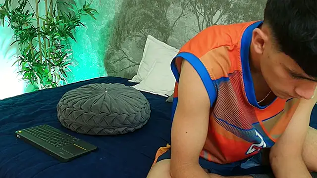 Snapshot of Axel_Draven chatting on 11-25-25, 11:21 Axel Draven online show from 11-25-25, 11:21