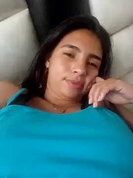 NileveSantanna online show from 09-24-25, 09:40