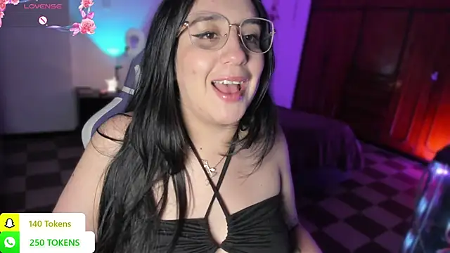 Snapshot of tellmemaddie chatting on 07-18-26, 10:46 tellmemaddie online show from 07-18-26, 10:46