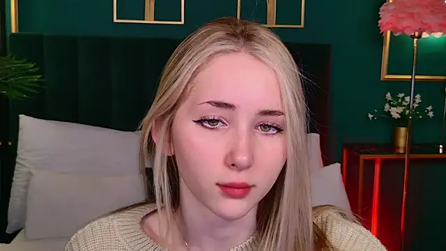 Snapshot of LiraKink chatting on 11-26-25, 03:18 LiraKink online show from 11-26-25, 03:18