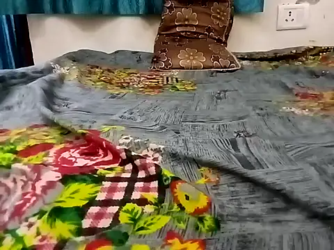 ankitlucknow11 online show from 04-21-26, 10:54