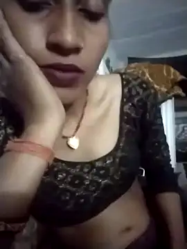 Hot ruip58585 online show from 10-17-25, 04:31