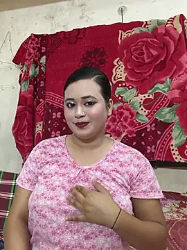 Love Queen11 online show from 06-28-26, 04:13