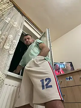 Snapshot of sexyman1936 chatting on 02-08-26, 04:27 sexyman1936 online show from 02-08-26, 04:27