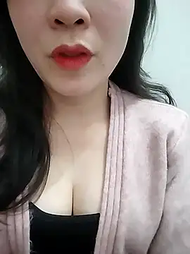 Snapshot of Girl_Shy2000 chatting on 01-07-26, 02:08 Girl Shy2000 online show from 01-07-26, 02:08