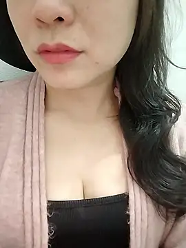 Snapshot of Girl_Shy2000 chatting on 01-08-26, 02:19 Girl Shy2000 online show from 01-08-26, 02:19