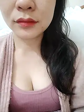 Snapshot of Girl_Shy2000 chatting on 01-11-26, 12:26 Girl Shy2000 online show from 01-11-26, 12:26