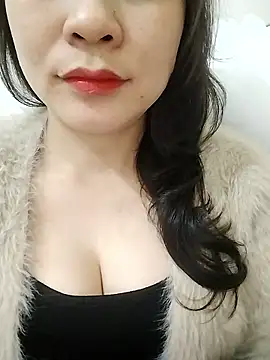 Snapshot of Girl_Shy2000 chatting on 01-11-26, 12:32 Girl Shy2000 online show from 01-11-26, 12:32