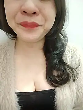 Snapshot of Girl_Shy2000 chatting on 01-14-26, 12:55 Girl Shy2000 online show from 01-14-26, 12:55