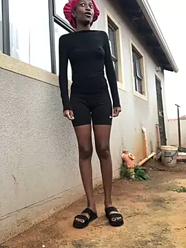 Caramel102004 online show from 04-23-26, 09:19