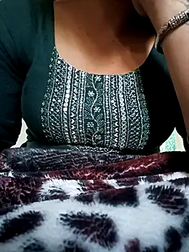 Snapshot of sweet_nehu chatting on 12-15-25, 11:14 sweet nehu online show from 12-15-25, 11:14