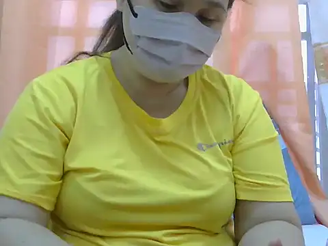 Kimkhaepretty online show from 10-05-25, 07:07