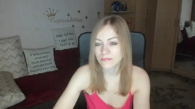 Tiffany Bates online show from 10-29-25, 03:31