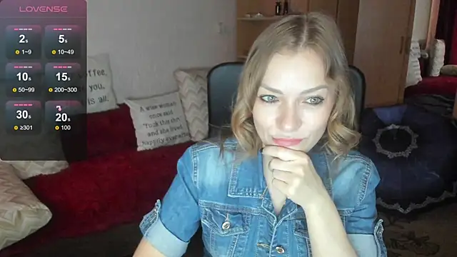 Snapshot of Tiffany_Bates chatting on 06-26-26, 09:14 Tiffany Bates online show from 06-26-26, 09:14
