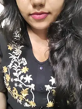 Snapshot of Miss_Rose__ chatting on 10-01-25, 04:24 Miss Rose online show from 10-01-25, 04:24