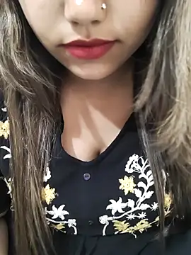 Snapshot of Miss_Rose__ chatting on 11-04-25, 06:29 Miss Rose online show from 11-04-25, 06:29