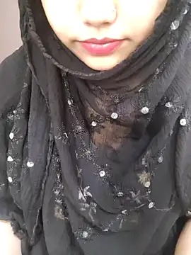 Snapshot of Miss_Rose__ chatting on 03-18-26, 04:37 Miss Rose online show from 03-18-26, 04:37