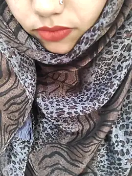 Snapshot of Miss_Rose__ chatting on 04-16-26, 06:25 Miss Rose online show from 04-16-26, 06:25