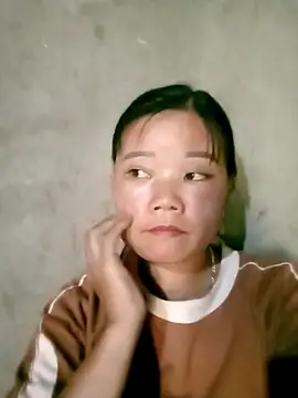 Snapshot of Samyy_xx chatting on 10-05-25, 12:42 Samyy xx online show from 10-05-25, 12:42