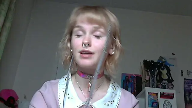 Paradoxy  online show from 05-11-26, 07:55