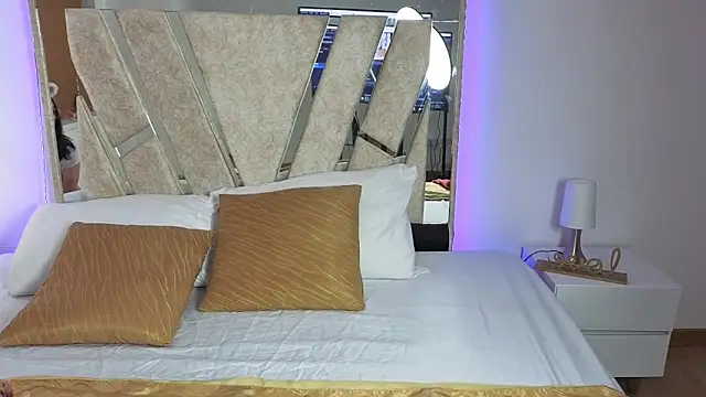 lissastone online show from 10-28-25, 07:27