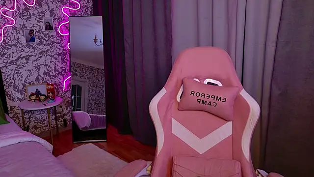 Snapshot of Jane2sweet chatting on 10-19-25, 08:53 Jane2sweet online show from 10-19-25, 08:53