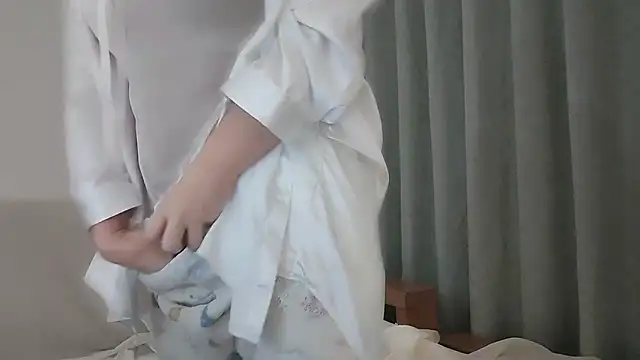 Snapshot of xinyin6666 chatting on 11-18-25, 02:54 xinyin6666 online show from 11-18-25, 02:54