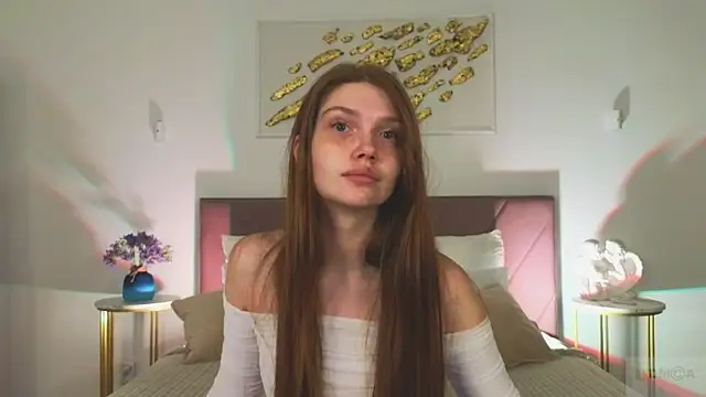 Nicole Broown  online show from 04-05-26, 09:01