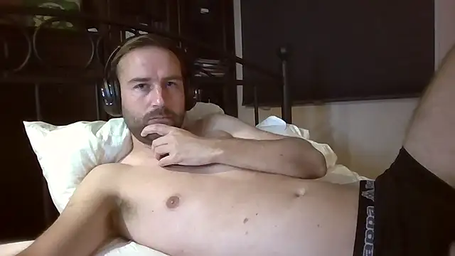 Snapshot of Naughty_Scandinavian100 chatting on 09-30-25, 07:41 Naughty Scandinavian100 online show from 09-30-25, 07:41