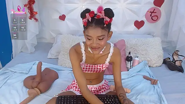 adisson petite1 online show from 02-19-26, 05:42