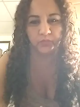 Snapshot of MEYBELLATINA chatting on 10-02-25, 07:54 MEYBELLATINA online show from 10-02-25, 07:54