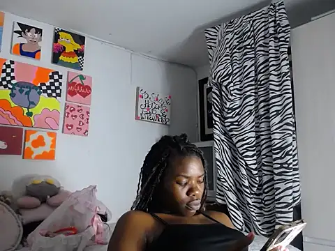 Nahomyyy online show from 11-25-25, 10:43