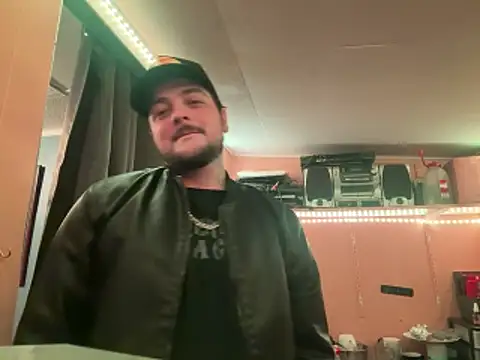 latenightguy online show from 02-15-26, 09:08