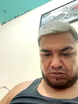 Snapshot of Sk3m_veryhot chatting on 12-03-25, 06:54 Sk3m veryhot online show from 12-03-25, 06:54