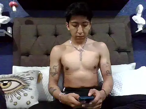 Snapshot of sad_fucking_boy chatting on 10-02-25, 04:08 sad fucking boy online show from 10-02-25, 04:08