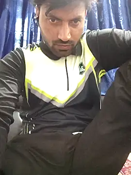 Pussy fucker1307 online show from 11-29-25, 06:49