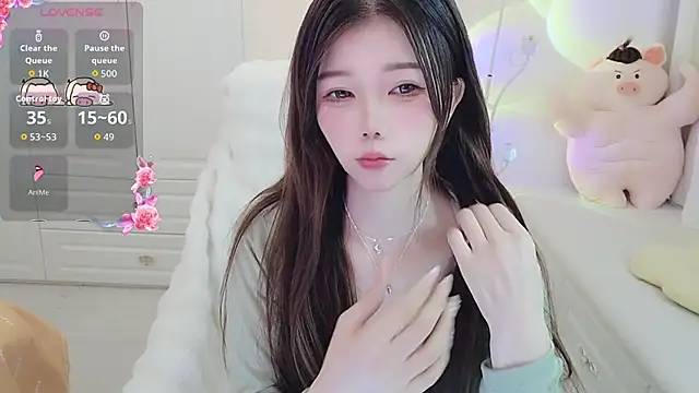 Snapshot of Coco-Di chatting on 11-26-25, 01:50 Coco-Di online show from 11-26-25, 01:50