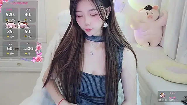 Snapshot of Coco-Di chatting on 11-29-25, 10:40 Coco-Di online show from 11-29-25, 10:40