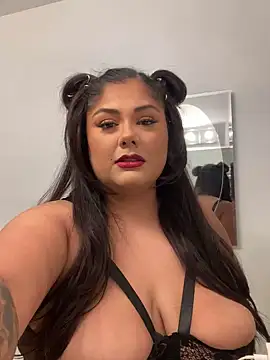 pmonie online show from 10-27-25, 04:22