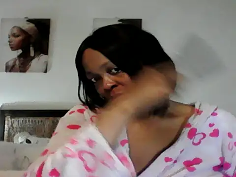 Snapshot of Blacksashaxx chatting on 11-26-25, 05:41 Blacksashaxx online show from 11-26-25, 05:41