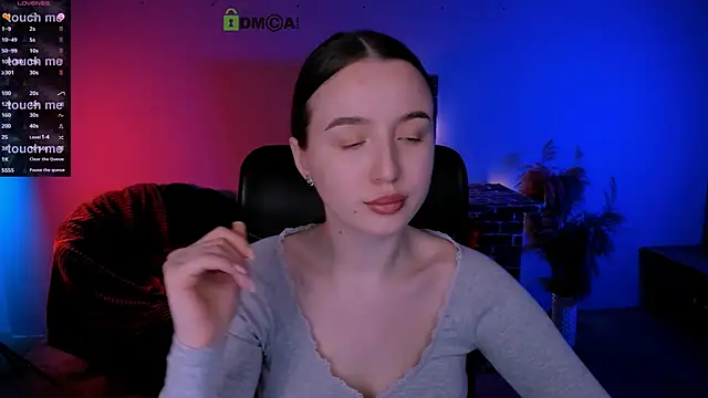 leslie bird online show from 12-17-25, 11:49