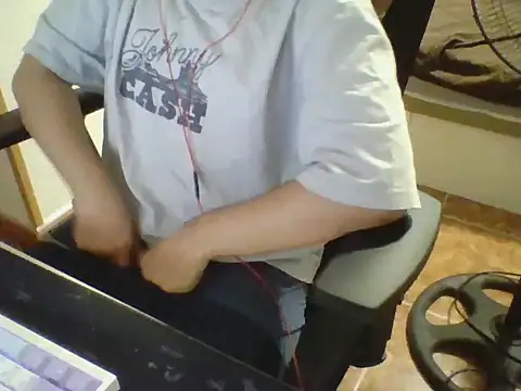 Snapshot of sebas_sexo_goloso chatting on 10-03-25, 12:46 sebas sexo goloso online show from 10-03-25, 12:46