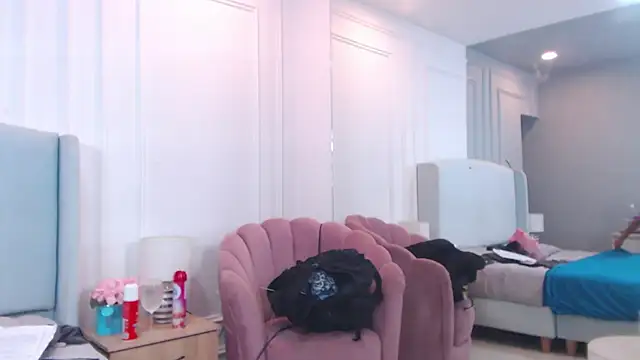 ChantalGarner online show from 11-21-25, 12:59