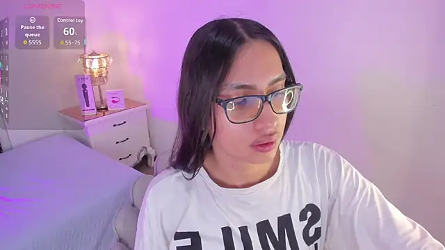 Snapshot of cherrylady_02 chatting on 11-02-25, 12:07 cherrylady 02 online show from 11-02-25, 12:07